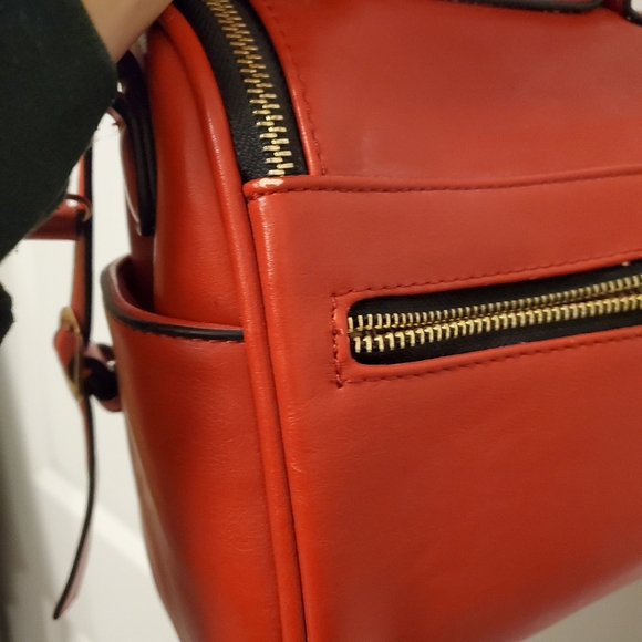 Red Faux Leather Shoulder Bag Cross Body Purse - Picture 16 of 16